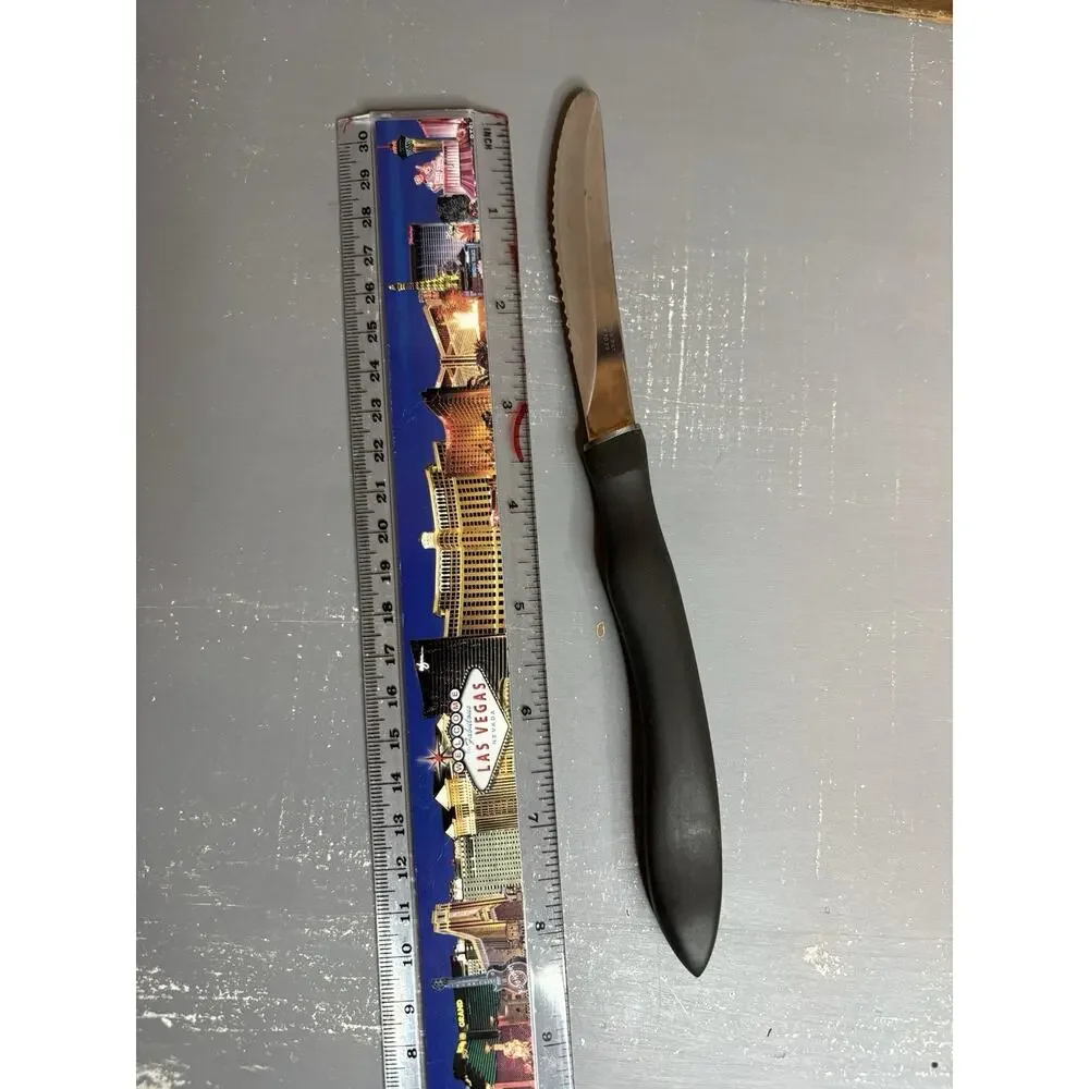 Vintage Set of 7 CUTCO 1058 Serrated Steak Knives In Wooden Box Bakelite Swirl